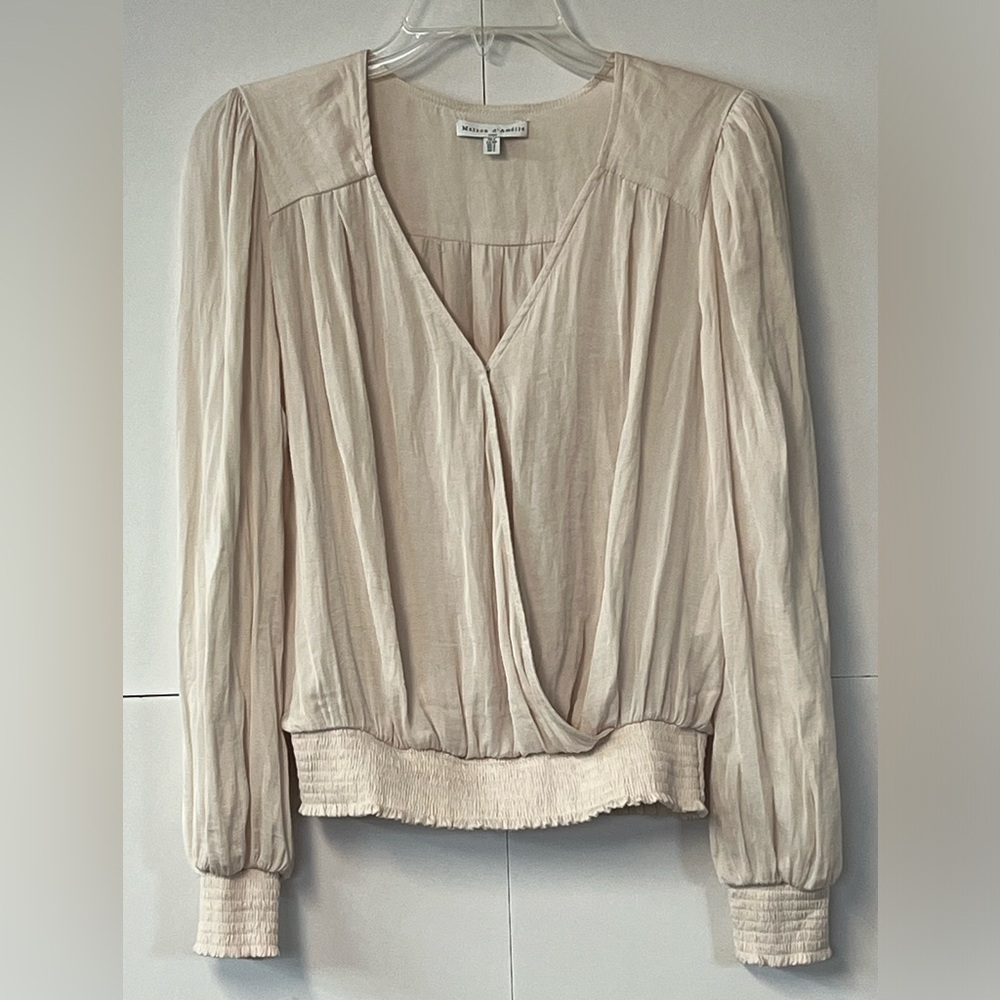 Anthropologie brand Maison d’Amelie blouse. Size Small.